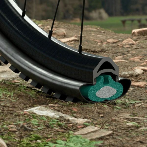 Switch Loop Light mousse anticrevaison tubeless 26/27.5/29" 2.30 à 2.80 (Unité)